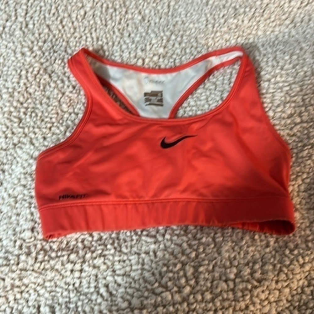Nike Fit Dry Coral Sportsbra Size S